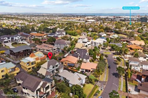 Photo of property in 2/12 Santa Monica Place, Goodwood Heights, Auckland, 2105