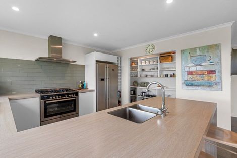 Photo of property in 12 Barron Way, Ohauiti, Tauranga, 3112