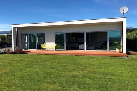 Photo of property in 97 Cashmere Bay Road, Moana, 7875