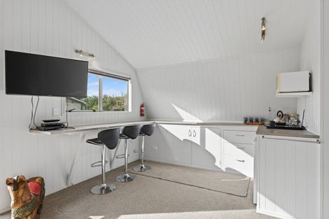 Photo of property in 42 Cheviot Street, Mangawhai Heads, Mangawhai, 0505