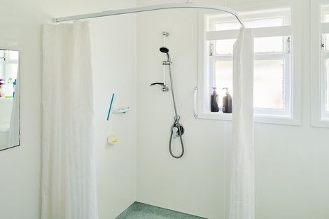 Photo of property in 29 Aberfeldy Street, Cannons Creek, Porirua, 5024