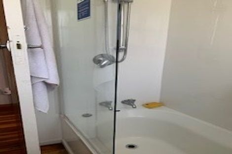 Photo of property in 60 Tremewan Street, Tawa, Wellington, 5028