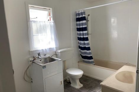 Photo of property in 17 Larsen Court, Roslyn, Palmerston North, 4414