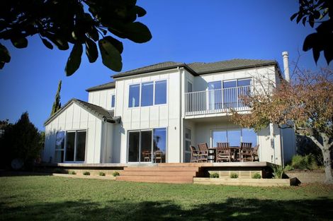 Photo of property in 127 Pah Road, Cockle Bay, Auckland, 2014