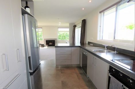 Photo of property in 16 Arthur Street, Holmes Hill, Oamaru, 9401