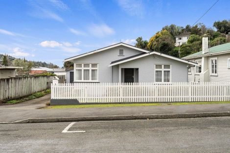 Photo of property in 3 Franklyn Street, Nelson South, Nelson, 7010