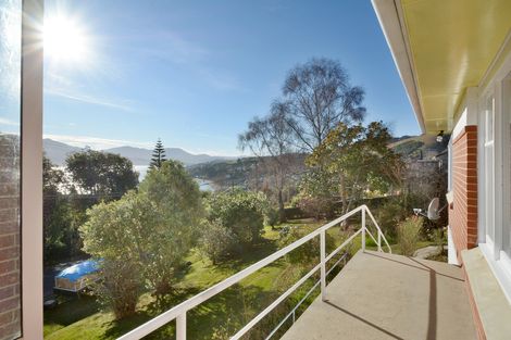 Photo of property in 11 Hellyer Street, Macandrew Bay, Dunedin, 9014