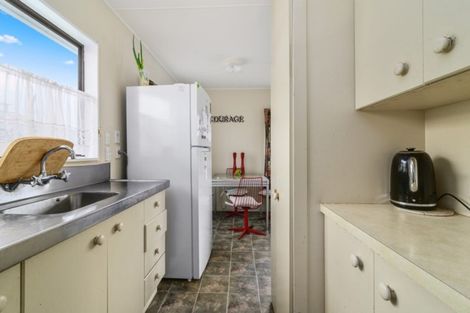 Photo of property in 11a Walker Road, Fairy Springs, Rotorua, 3015