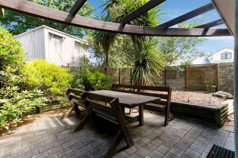Photo of property in 2/124 Te Heuheu Street, Taupo, 3330