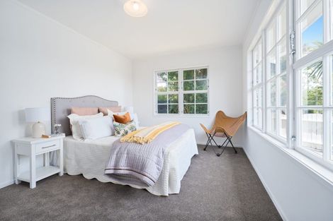 Photo of property in 402 West Coast Road, Glen Eden, Auckland, 0602