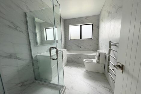 Photo of property in 35 Symes Drive, Red Beach, 0932