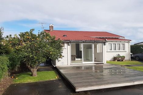 Photo of property in 76 Mays Road, Onehunga, Auckland, 1061