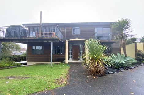 Photo of property in 25 Tatyana Place, Massey, Auckland, 0614