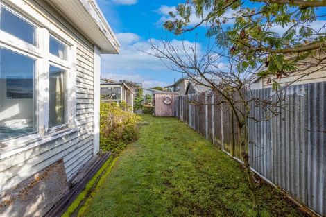 Photo of property in 347 Marine Parade, New Brighton, Christchurch, 8061