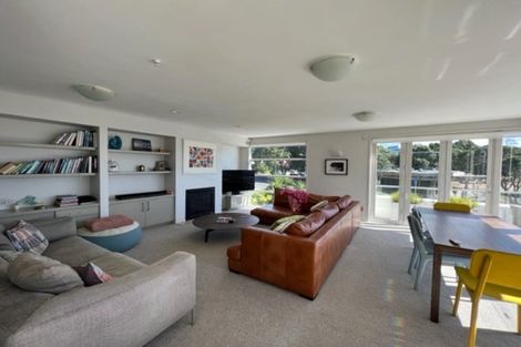 Photo of property in 17a The Strand, Takapuna, Auckland, 0622