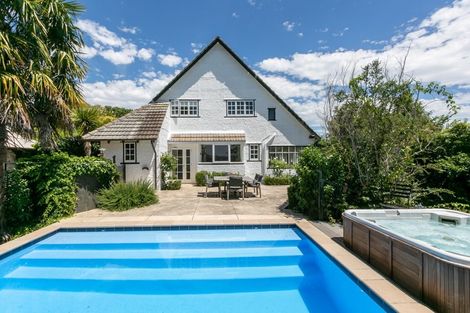 Photo of property in 51 Simla Avenue, Havelock North, 4130