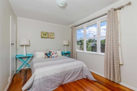 Photo of property in 34 Harrington Road, Henderson, Auckland, 0610