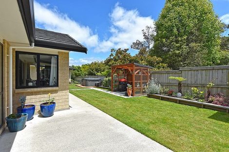 Photo of property in 33 Kahikatea Lane, Brown Owl, Upper Hutt, 5018
