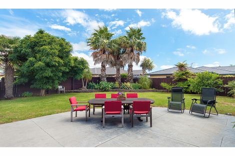 Photo of property in 46 Riverside Drive, Waiuku, 2123