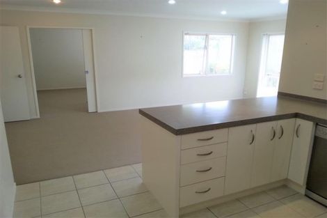 Photo of property in 114 Stancombe Road, Flat Bush, Auckland, 2016