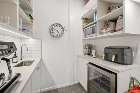 Photo of property in 45 Mozeley Avenue, Devonport, Auckland, 0624
