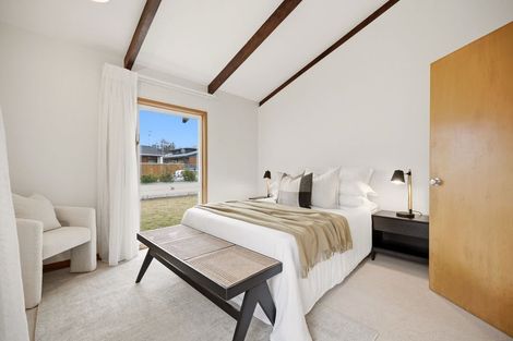 Photo of property in 3 Raekura Place, Redcliffs, Christchurch, 8081