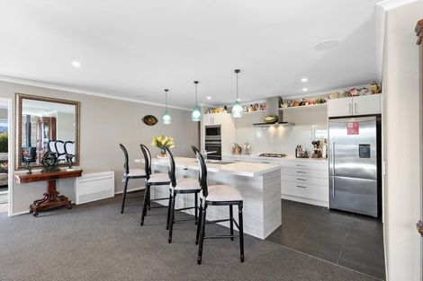 Photo of property in 5 Nancy Lane, Wanaka, 9305