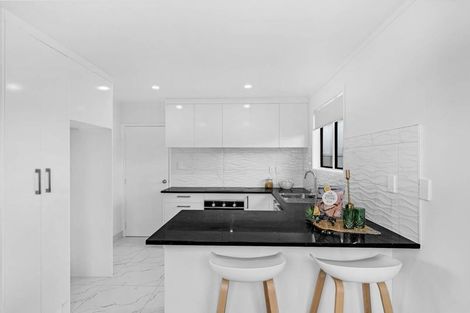 Photo of property in 148 Solar Road, Glen Eden, Auckland, 0602