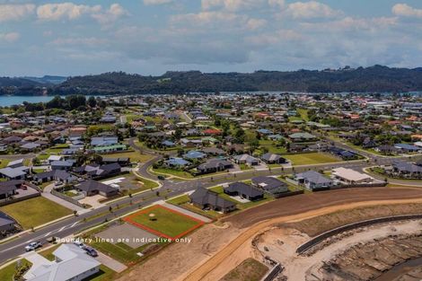 Photo of property in 121 Kupe Drive, Whitianga, 3510