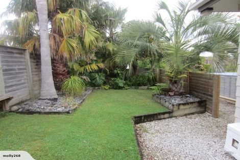 Photo of property in 53 Pemberton Avenue, Bayview, Auckland, 0629