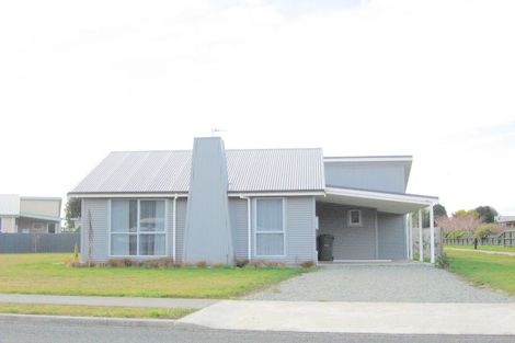 Photo of property in 25 Pop Andrew Drive, Te Anau, 9600