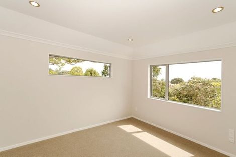 Photo of property in 24a Fulljames Avenue, Mount Roskill, Auckland, 1041