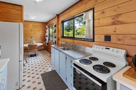 Photo of property in 9 Wilson Road, Hunterville, 4730