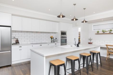 Photo of property in 10 Flynn Road, Pukekohe, 2120