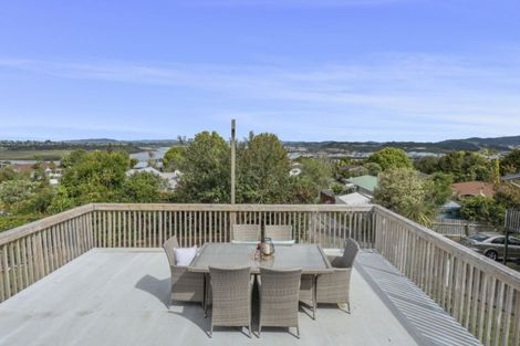 Photo of property in 37 Eureka Place, Parahaki, Whangarei, 0112
