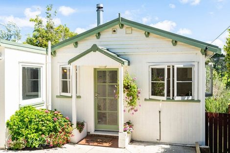 Photo of property in 5a Whaka Street, Maungaturoto, 0520