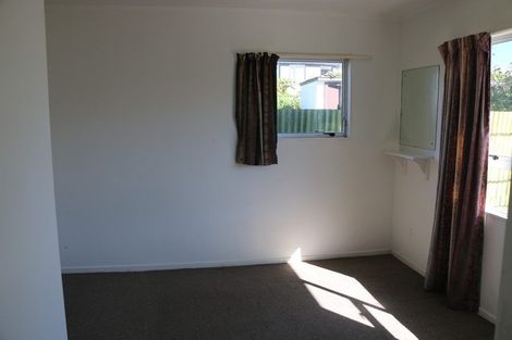 Photo of property in 9 Greers Road, Weymouth, Auckland, 2103
