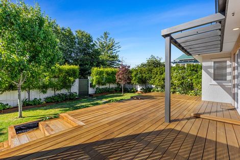 Photo of property in 1/26 Queen Street, Papakura, 2110