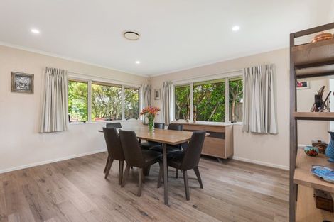 Photo of property in 158 Ruapehu Drive, Fitzherbert, Palmerston North, 4410