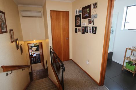 Photo of property in 16 Otter Street, Oamaru North, Oamaru, 9400