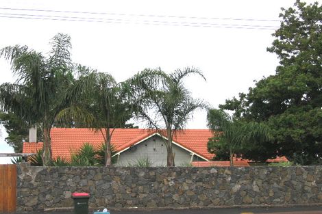 Photo of property in 71 Kitenui Avenue, Mount Albert, Auckland, 1025