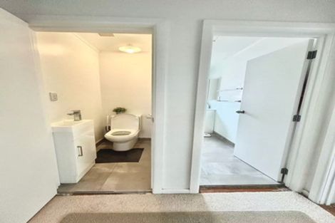 Photo of property in 73 Oakdale Road, Mount Roskill, Auckland, 1041