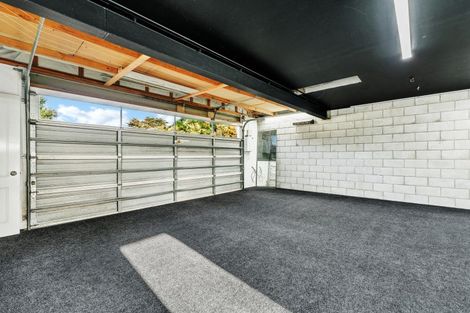Photo of property in 12 The Topdeck, Whitby, Porirua, 5024