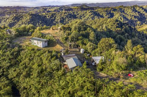 Photo of property in 872 Ponga Road, Opaheke, Papakura, 2584