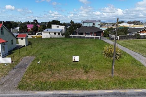 Photo of property in 32 Harbour Street, Foxton, 4814