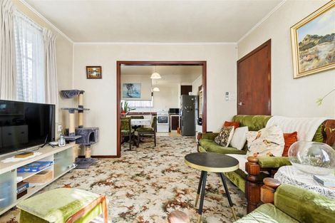 Photo of property in 318 Swanson Road, Henderson, Auckland, 0610