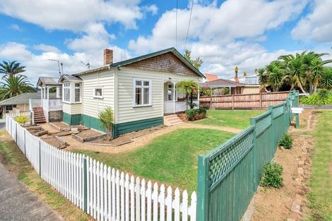 Photo of property in 1/4 Wood Street, Papakura, 2110