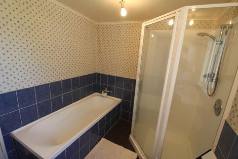 Photo of property in 86 Pasture Street, Lumsden, 9730