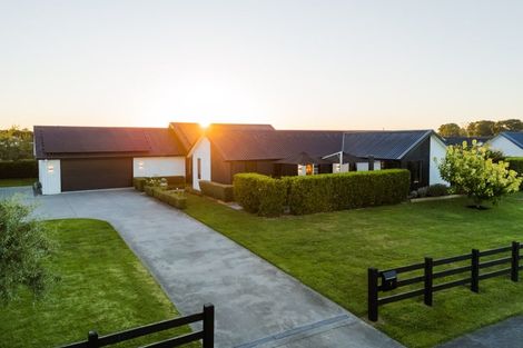 Photo of property in 7 Moemoea Place, Cambridge, 3434