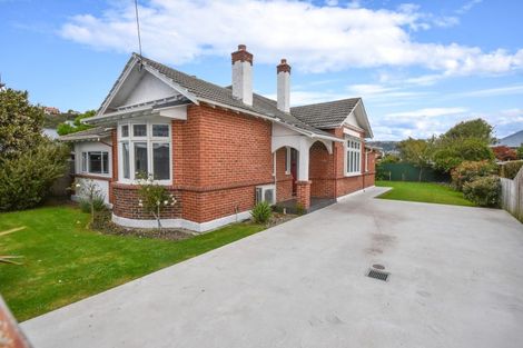 Photo of property in 356 Bay View Road, Saint Clair, Dunedin, 9012